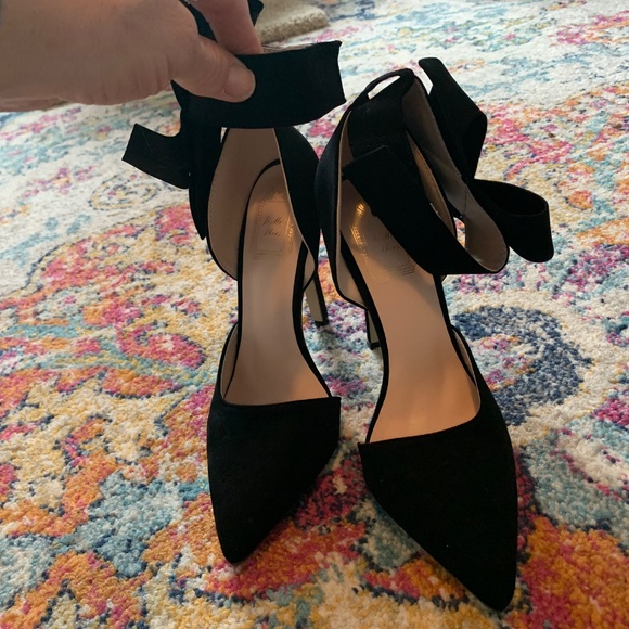 Bow tie heels - Picture 2 of 5